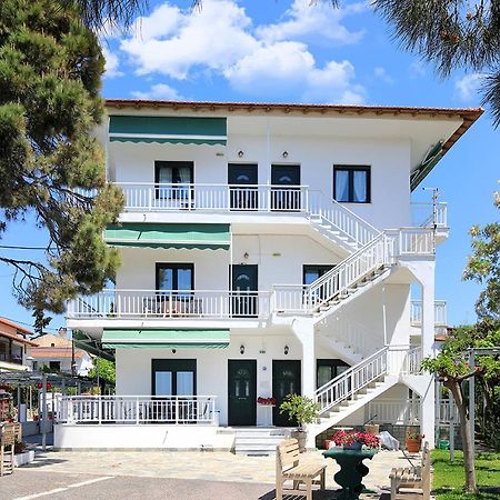 Agapitos Apartments Nikiti  Zewnętrze zdjęcie