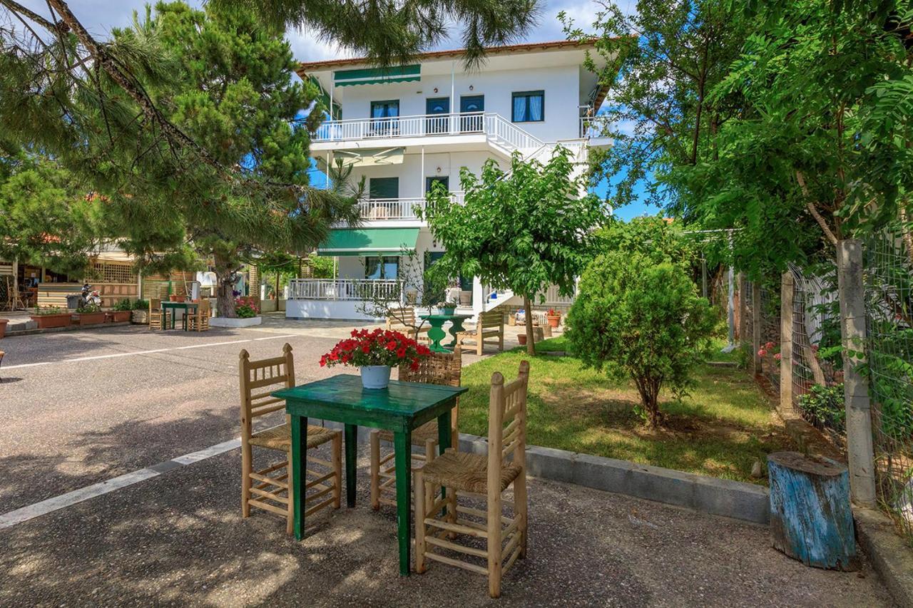 Agapitos Apartments Nikiti  Zewnętrze zdjęcie
