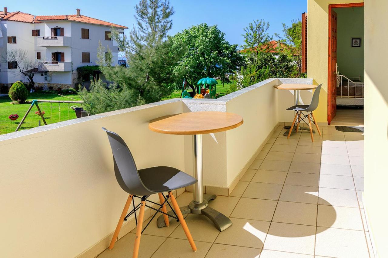 Agapitos Apartments Nikiti  Zewnętrze zdjęcie