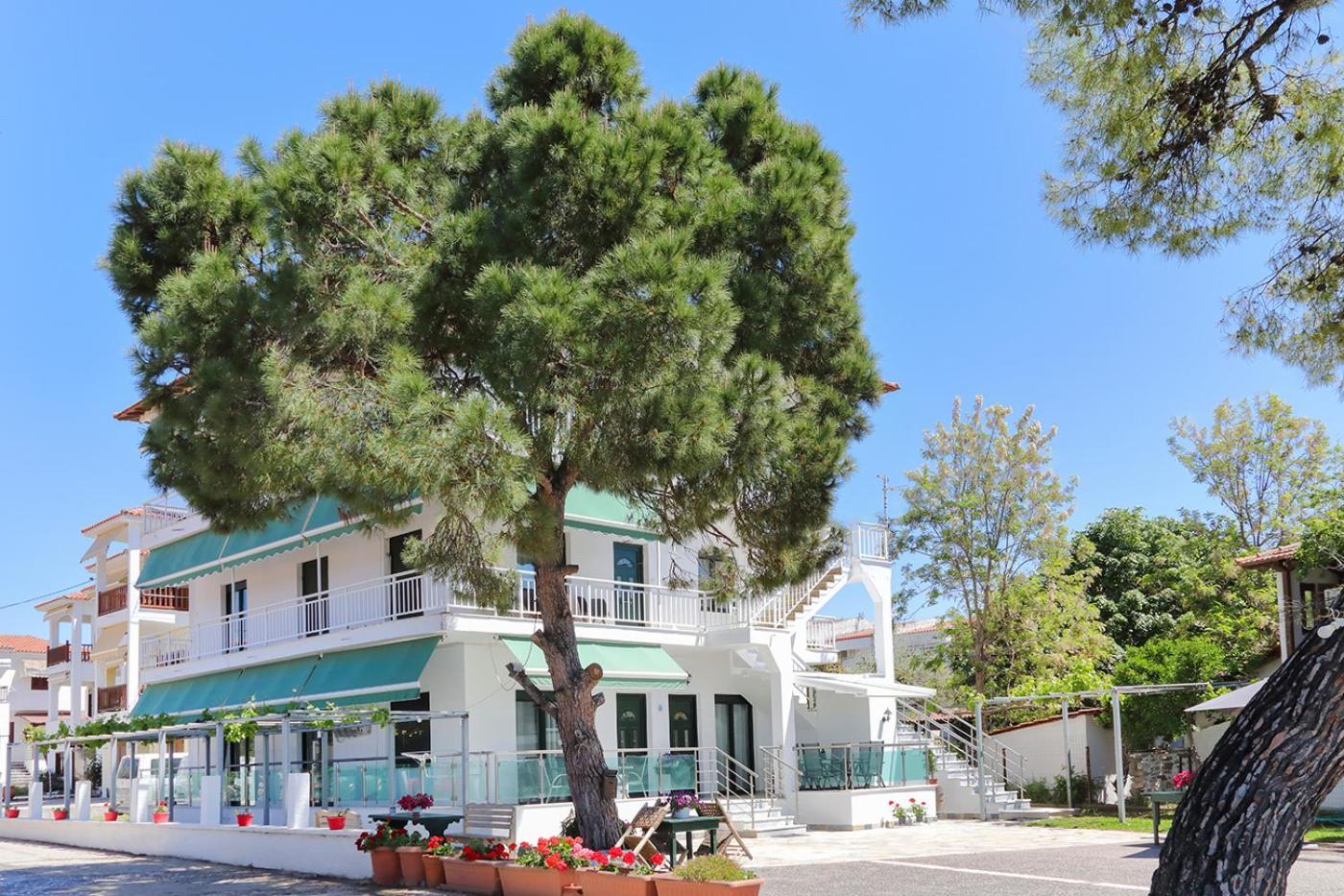 Agapitos Apartments Nikiti  Zewnętrze zdjęcie